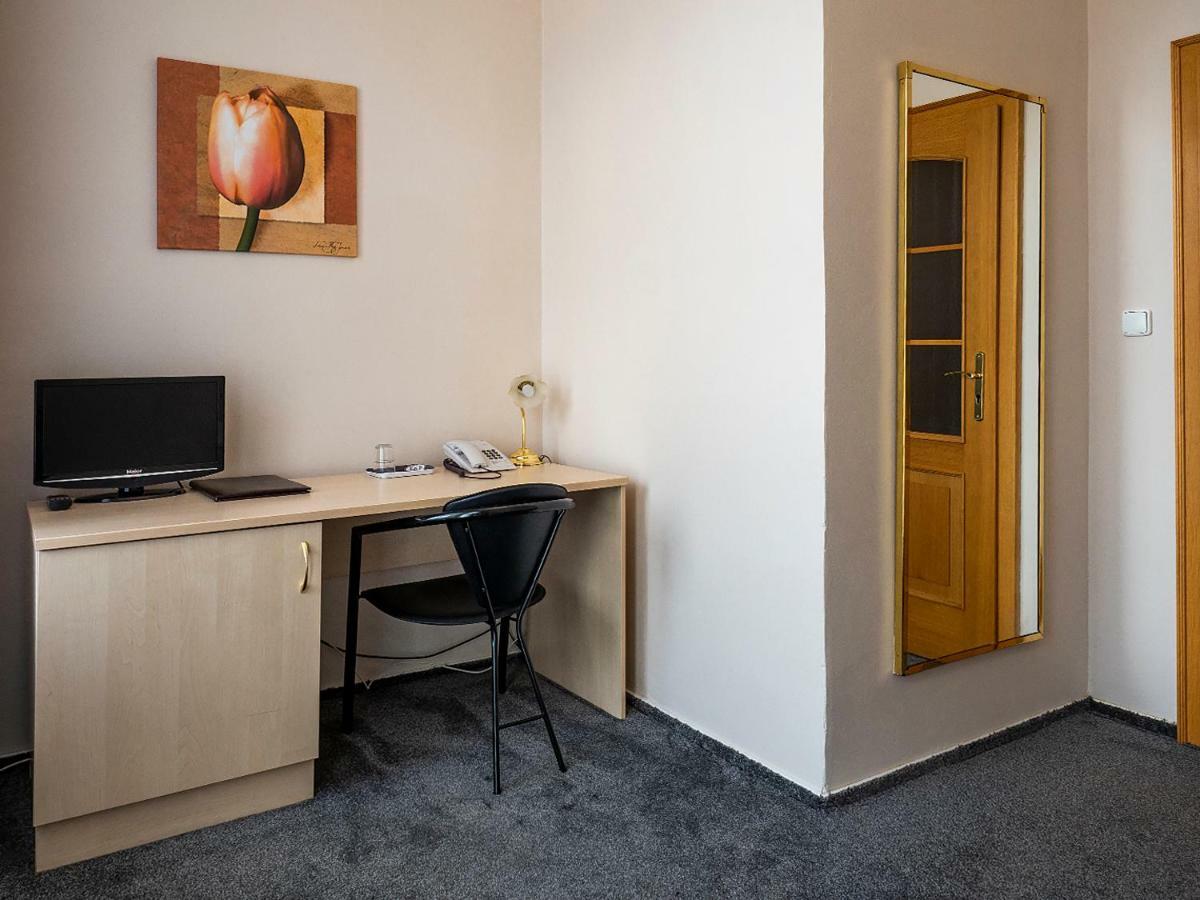 Hotel Olympia Česká Lípa Eksteriør bilde